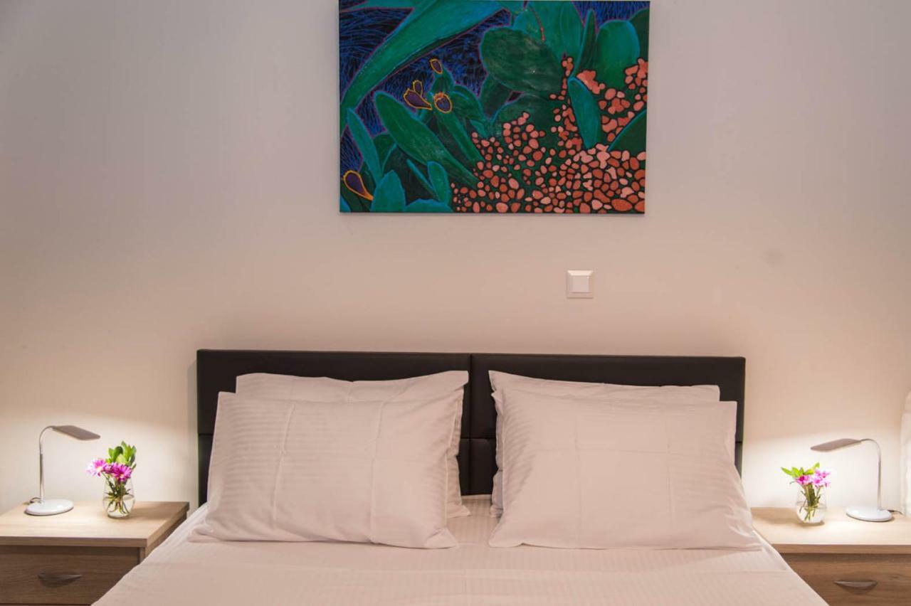 Oro's Stylish Kolonaki Flat Next To Metro & Museums Apartment